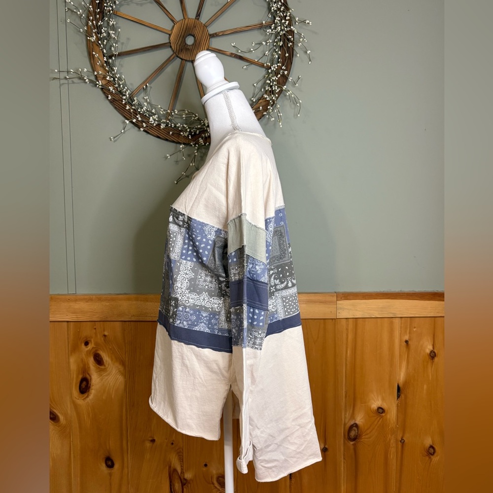 Oli & Hali Blue and Cream Patchwork Long Sleeve High/Low Top size Small - Picture 4 of 12